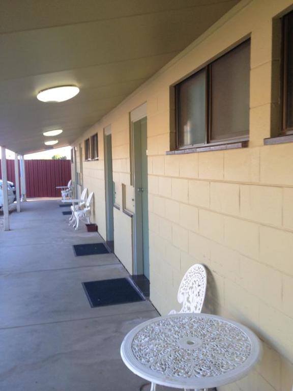 Big River Motel Ечука Екстериор снимка