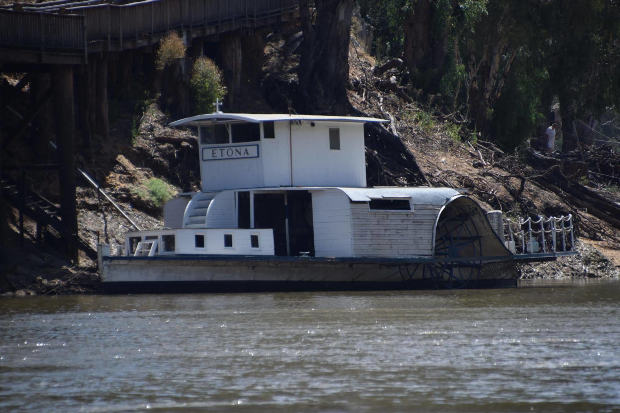 Big River Motel Ечука Екстериор снимка