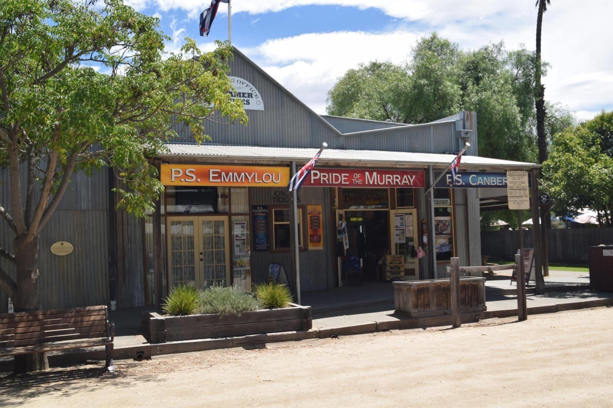 Big River Motel Ечука Екстериор снимка