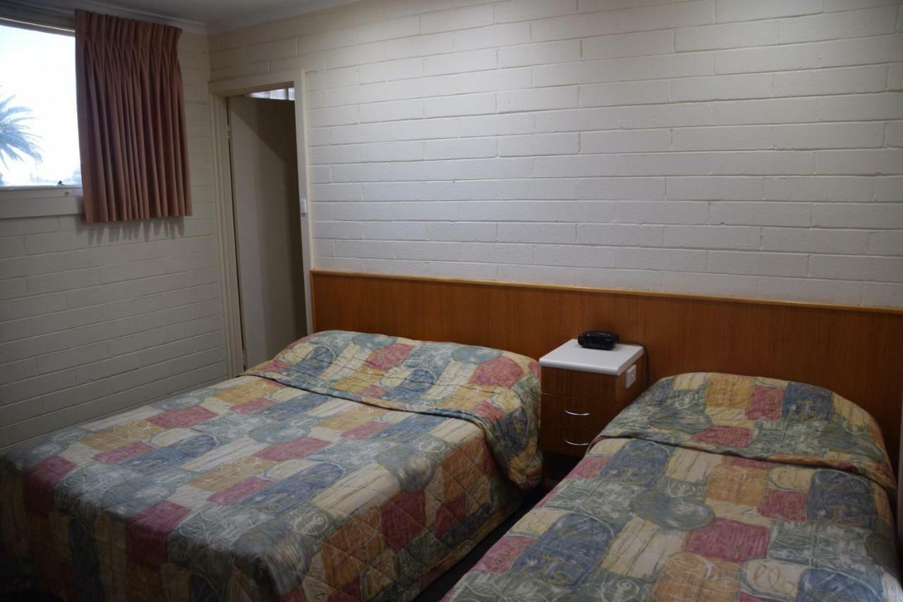 Big River Motel Ечука Екстериор снимка