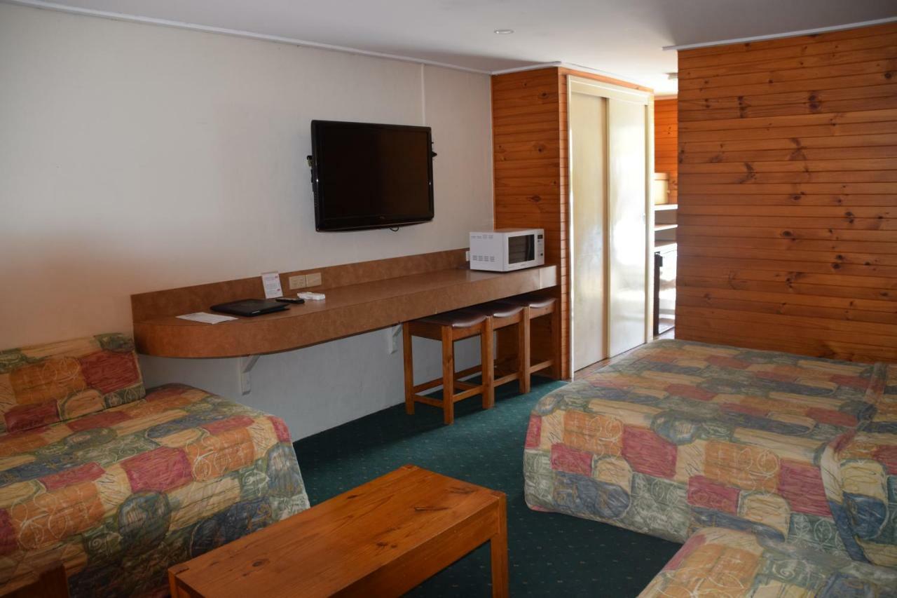 Big River Motel Ечука Екстериор снимка
